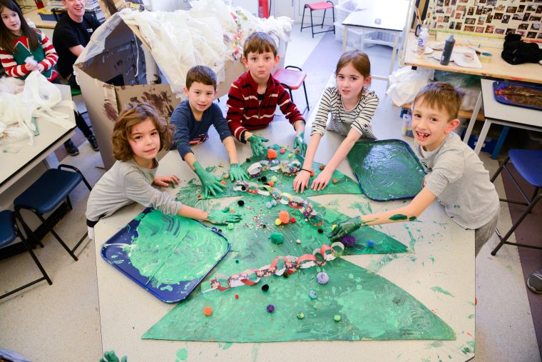 children doing art at SuperCamps