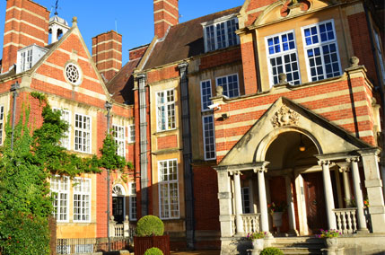 Stunning facilities and grounds for kids' school holiday games, sports and activities