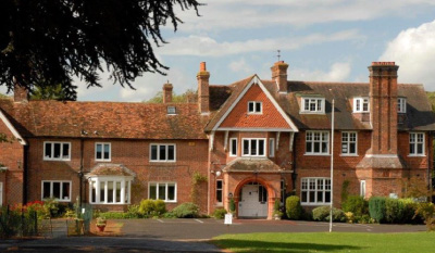 SuperCamps school holiday childcare at Griffin House, outside venue