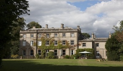 SuperCamps school holiday childcare at Swanbourne House School, outside grounds