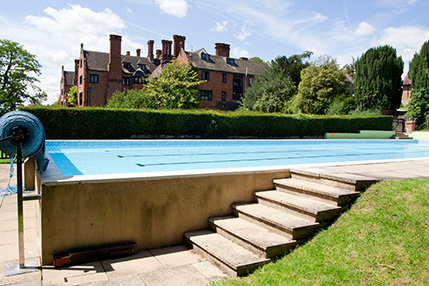 Outdoor swimming pool at Shiplake College for children's summer holiday camps